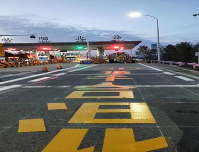 运城运城高速道路划线施工